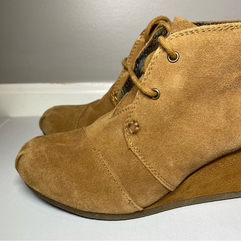 BOBS by Skechers Memory Foam Ankle Boots Women’s 7 Tan Lace Up Wedge Heel Bootie - Picture 3 of 15